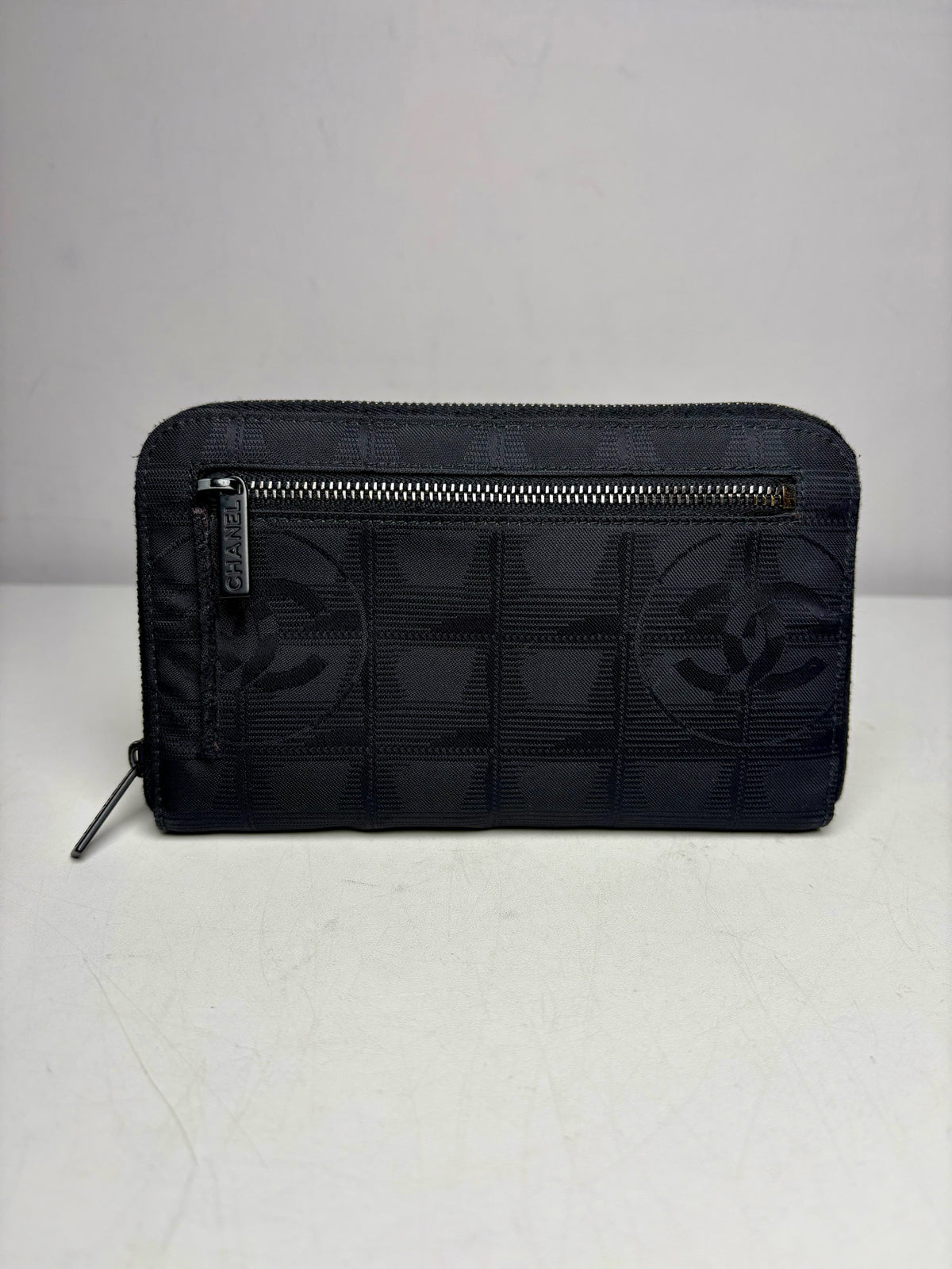 Chanel Travel Line Women's Pre-owned Black Wallet