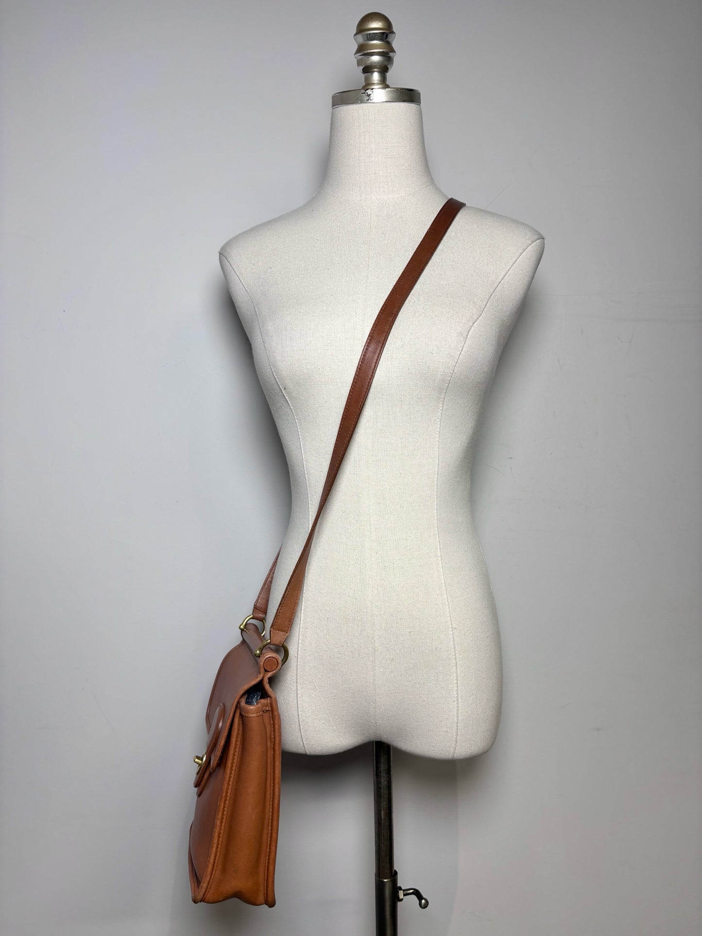 Women's Coach #9930 Murphy Vintage Leather Pre-owned Caramel Purse