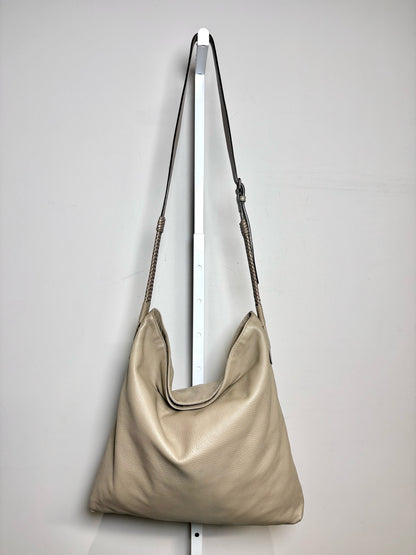 Gucci Taupe Leather Pebble Leather Men's Messenger Pre-owned Bag