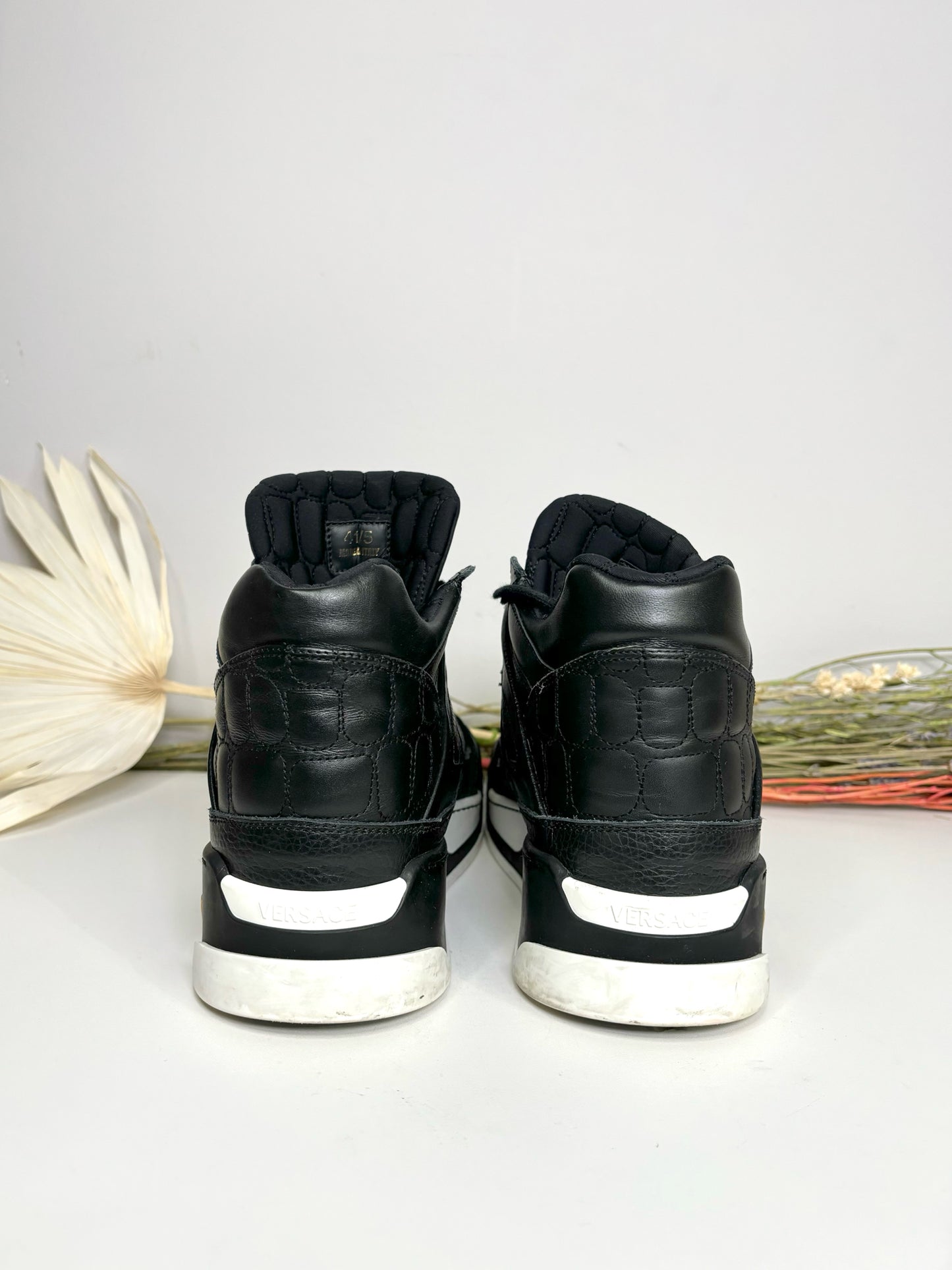 Versace Black Leather Size 41.5 Men's Shoes