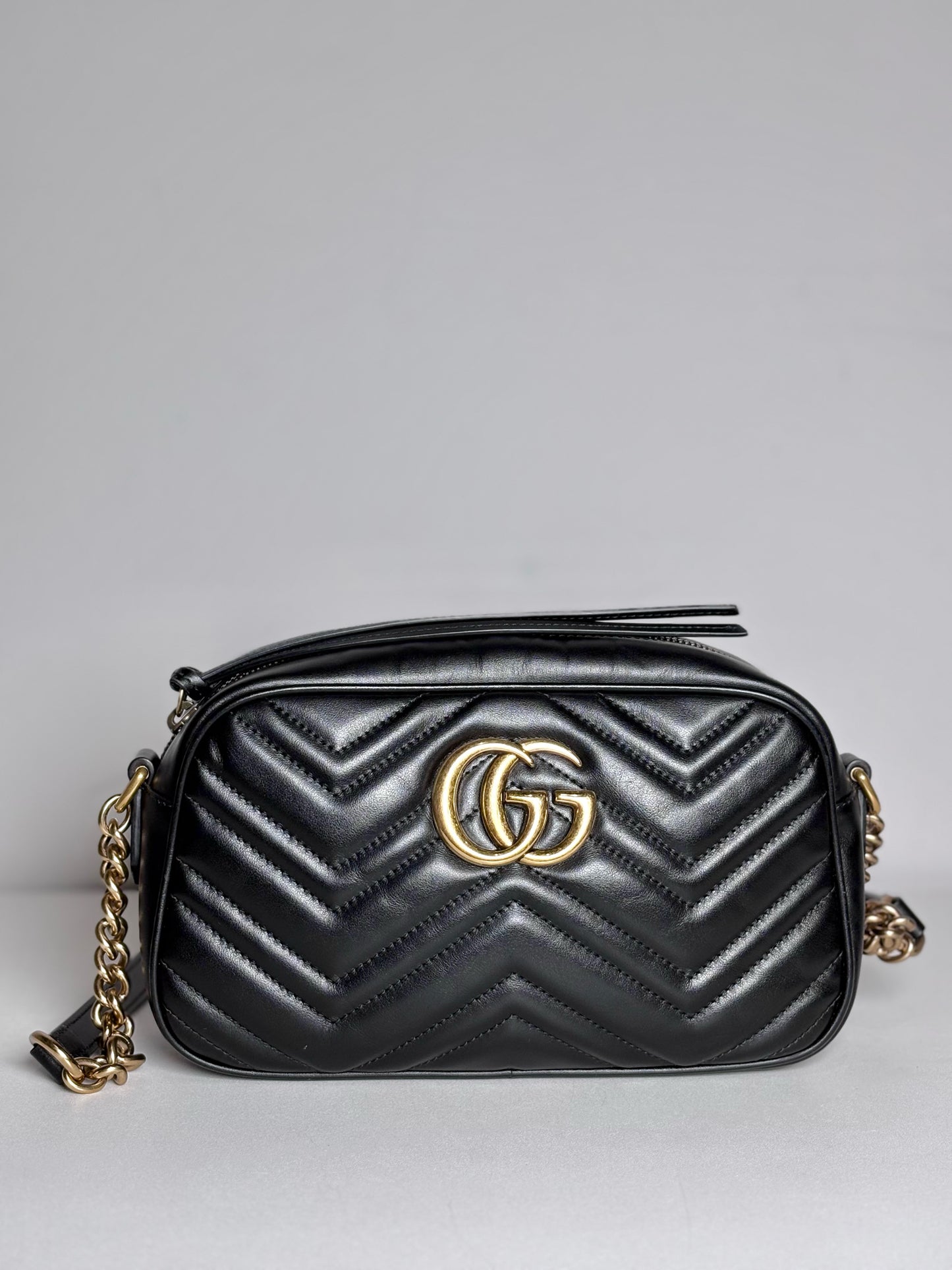 Gucci Marmont Camera Quilted Leather Pre-owned Black Nappa Small Purse Pre-owned