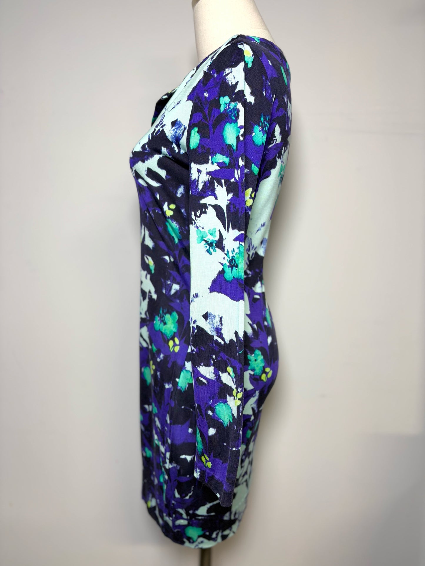 Women Size 2 Diane Von Furstenberg Purple, black, teal Print Dress