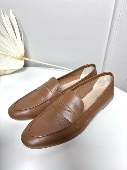 W Shoe Size 39 (8.5 US) Michele Lopriore Camel Leather Paola Loafers