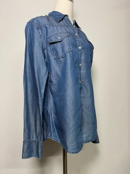 Women Size 40 (8) Escada Sport Blue Solid Shirt