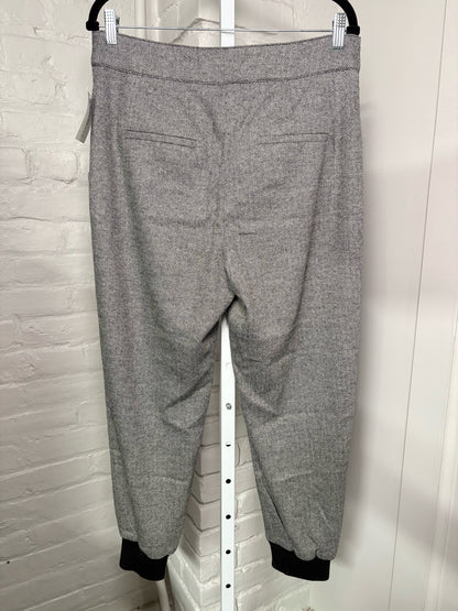 Women Size 12 Veronica Beard Black, White Chevron Jogger Pants