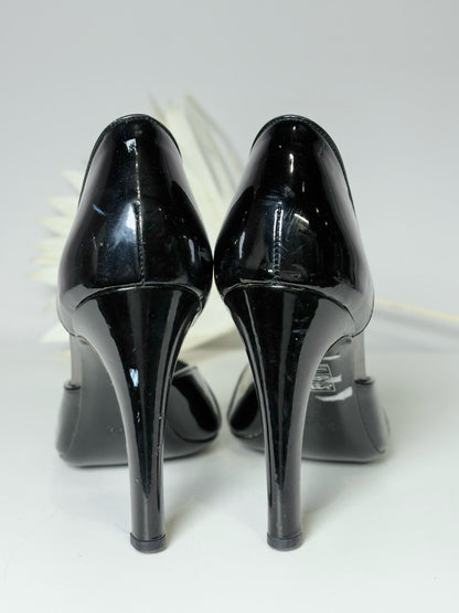 W Shoe Size 8 Gucci Black & Pewter Patent Leather Heels