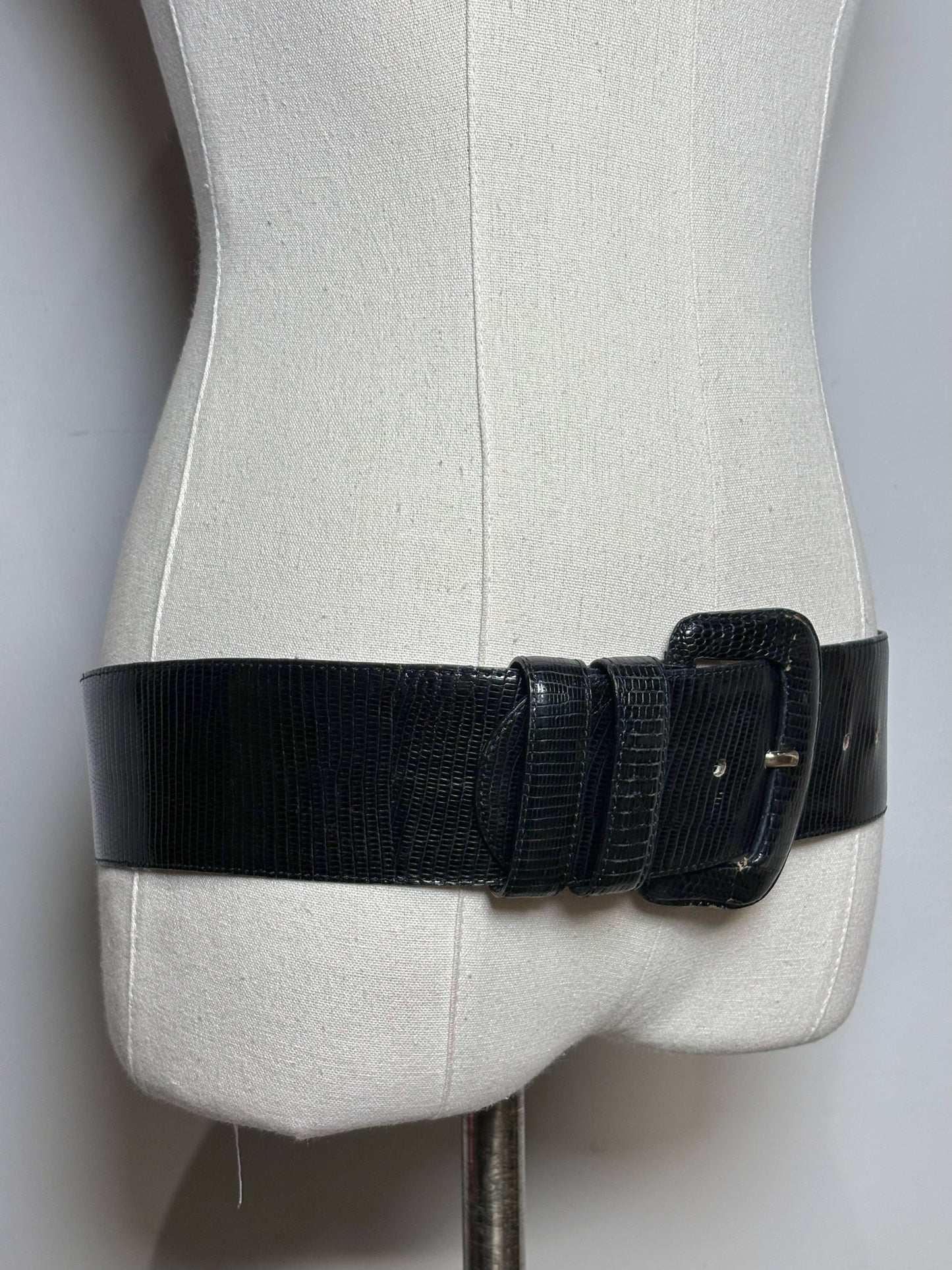 Bloomingdale's Women's Lizard Leather XS/S (Adjustable) Vintage Pre-owned Belt