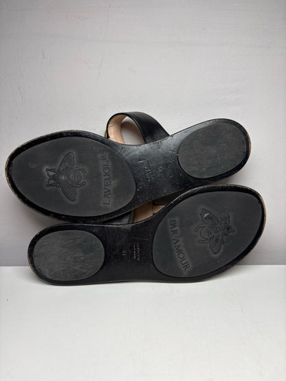 Women's Shoe Size 41 Gucci GG Marmont Black Leather Pre-Owned T-Strap Sandals