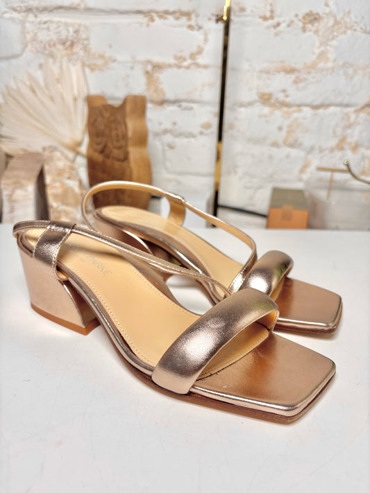 W Shoe Size 37 Marion Parke Gold Heels