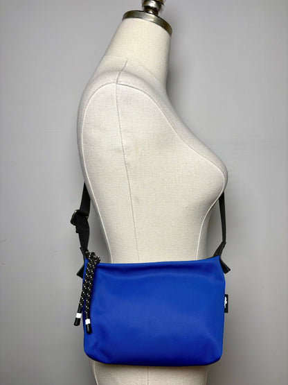Longchamp Energy Nylon Pre-owned Blue Leather Trim Sling Bag
