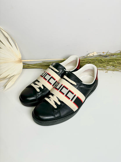 Gucci Black Leather Size 7.5 Men's Shoes