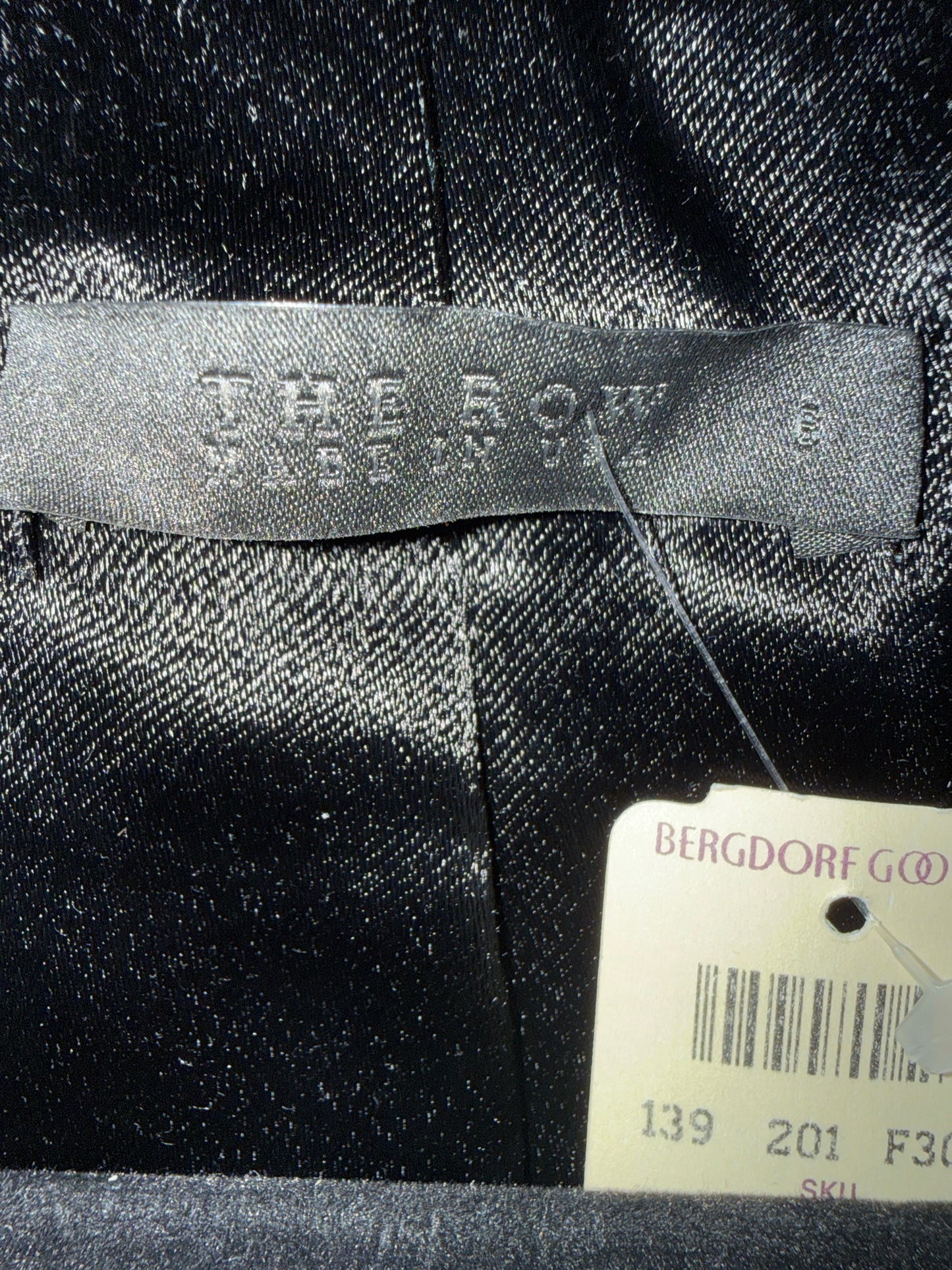 Women Size 6 (M) The Row Black Lambskin Leather Vest