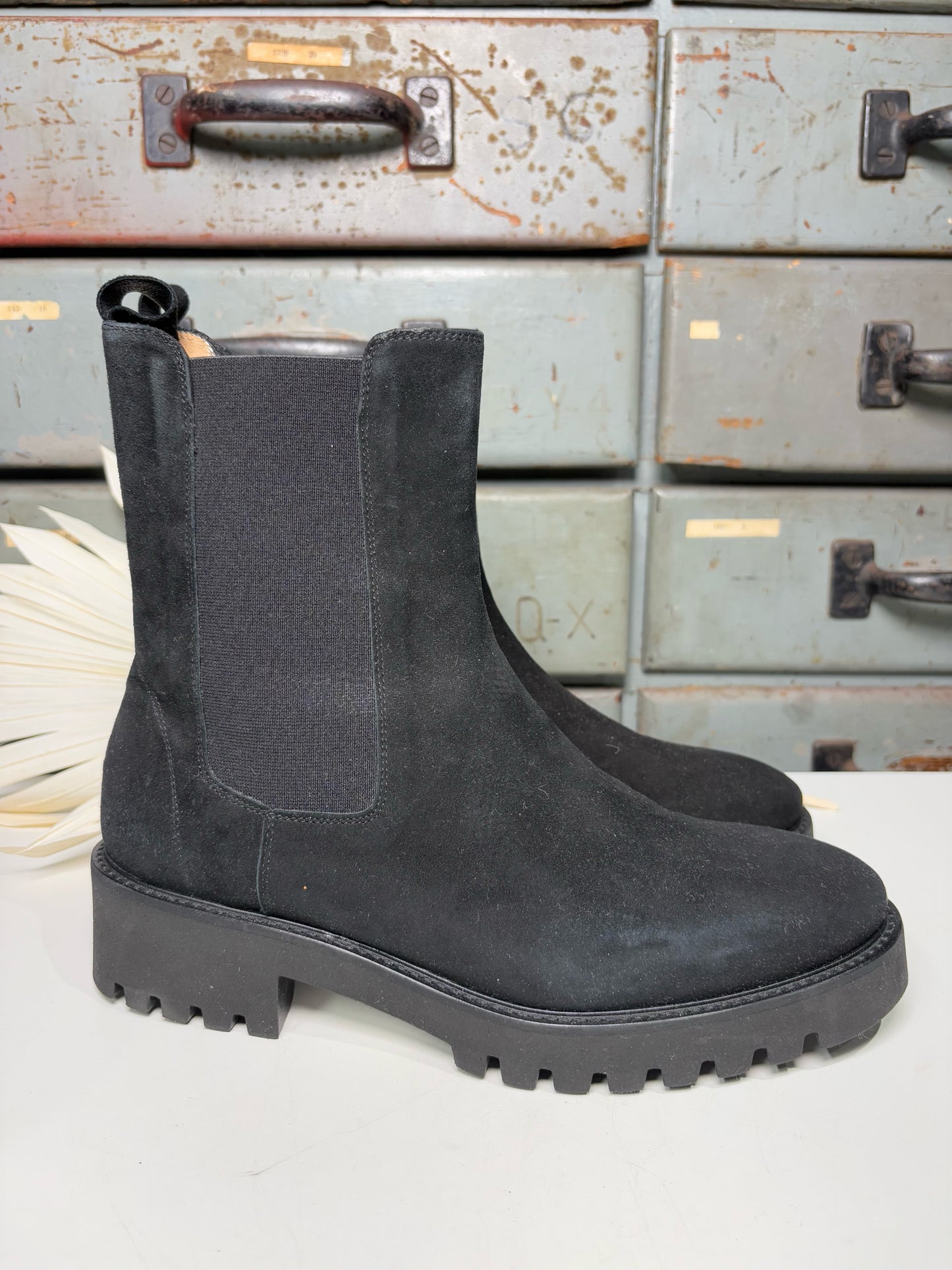 W Shoe Size 39 (8.5 US) Ann Mashburn Black Suede Boots