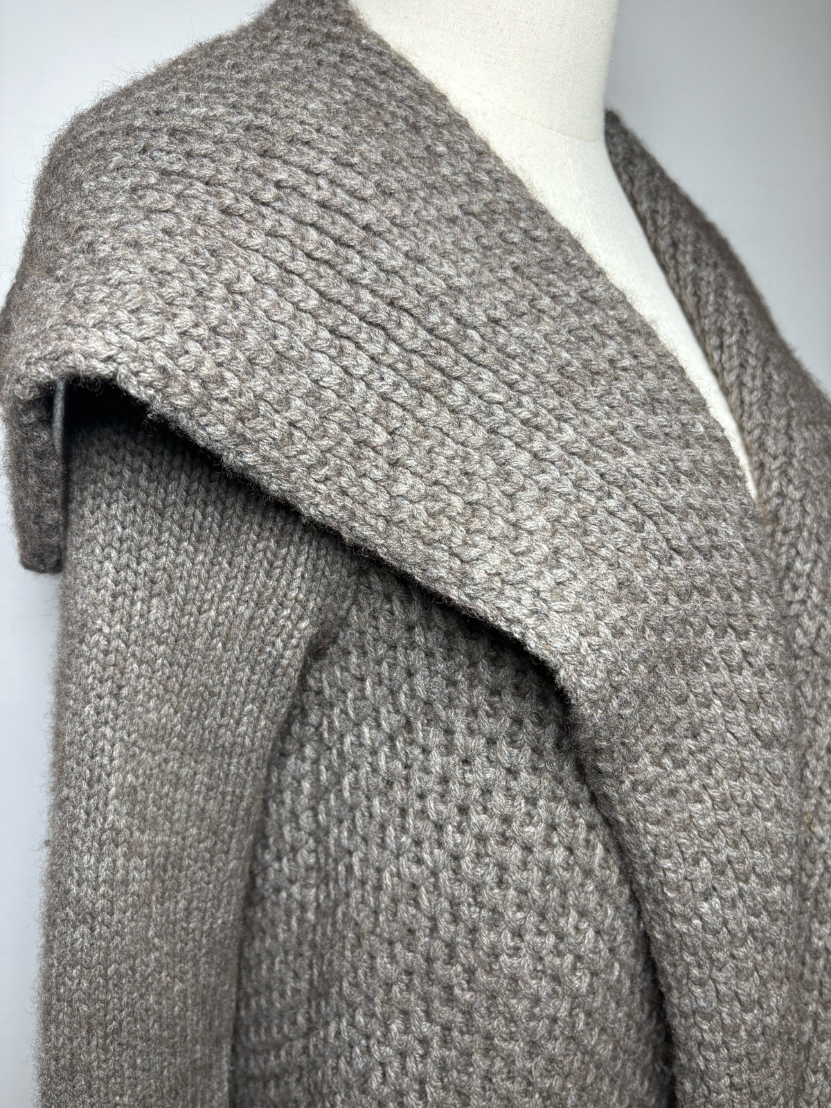 Women Size XS Vince Taupe Wool Yak Chunky Knit Pre-Owned Long Sweater
