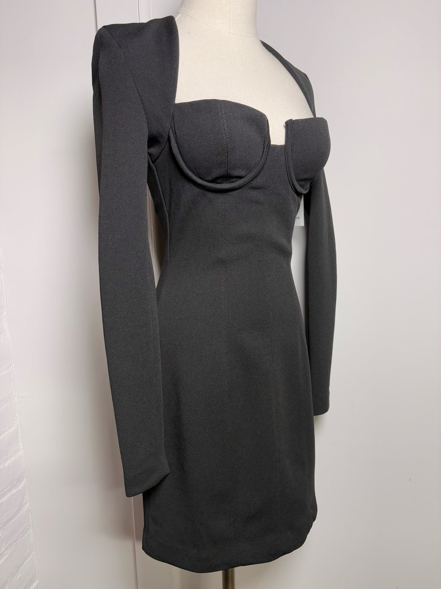 Women Size 2 MISHA Black Solid Dress