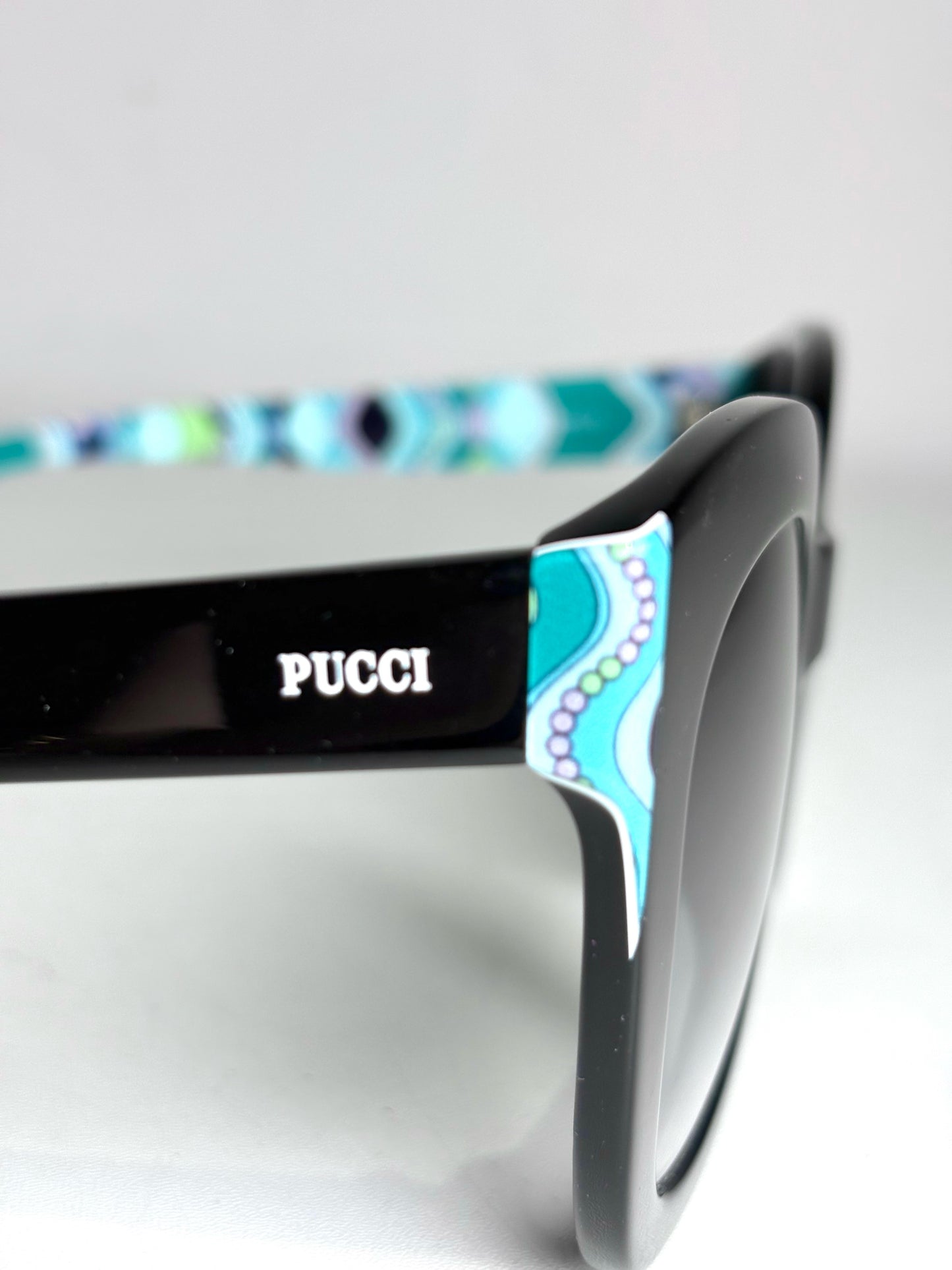 Emilio Pucci EP 97 01C Pre-owned Black Acetate Sunglasses