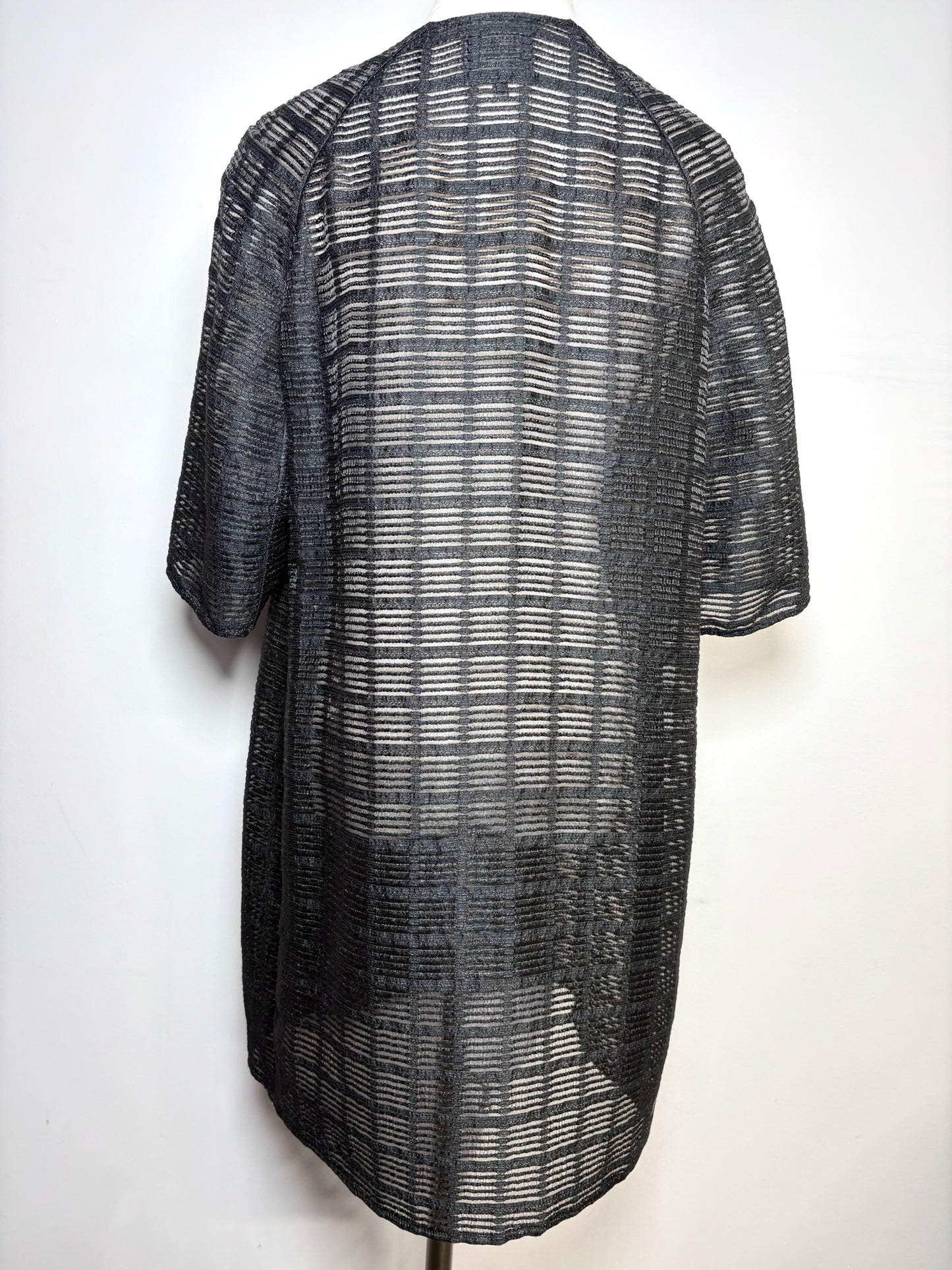 Women Size 12 Akris Black Solid Pre-owned Top