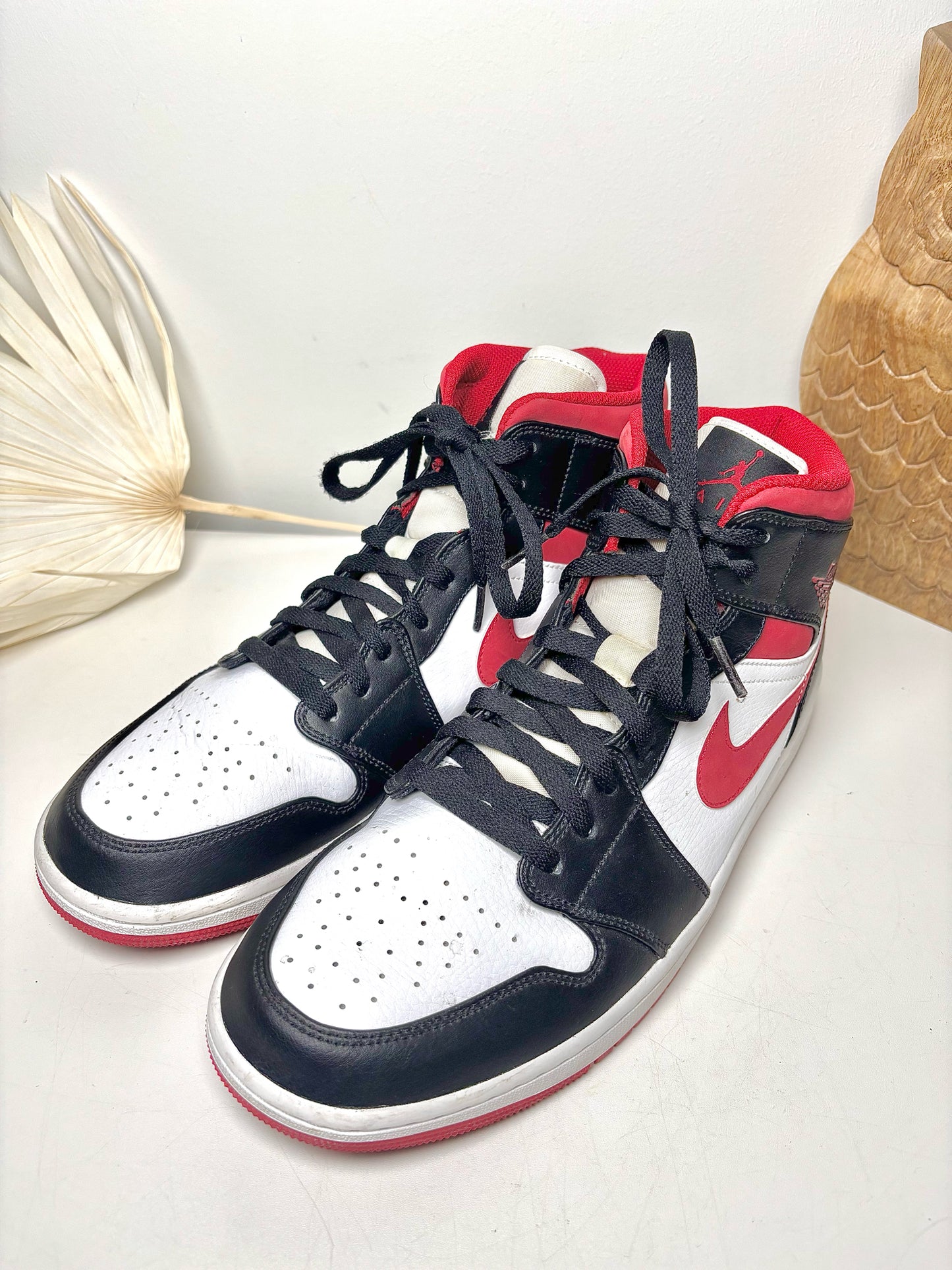 Nike Air Jordan 1 Black Gym Red  Leather Size 11.5 Men's Shoes