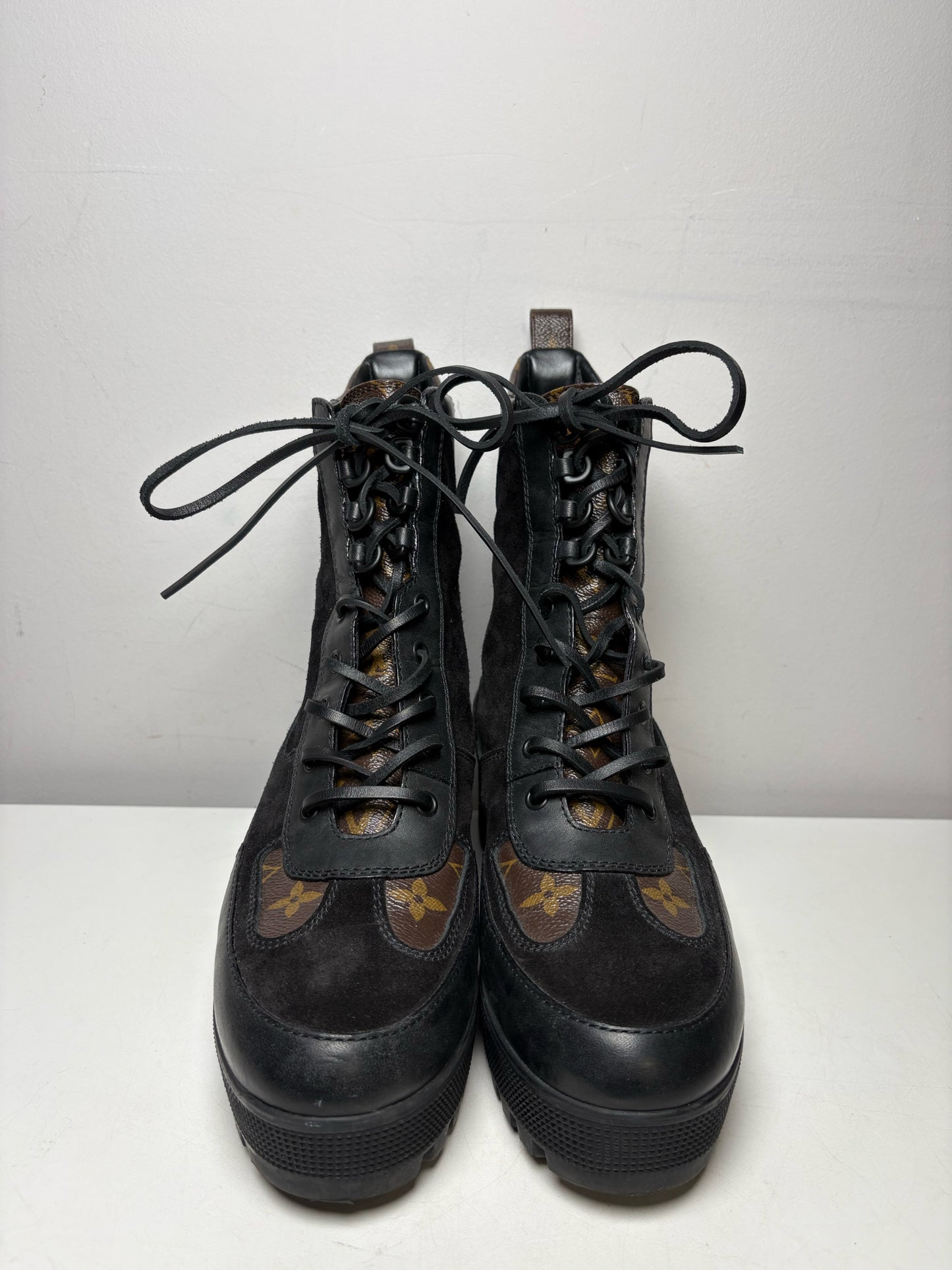 Women's Shoe Size 42 Authentic Louis Vuitton Laureate Black & Brown Leather Suede Pre-Owned Platform Desert Boots