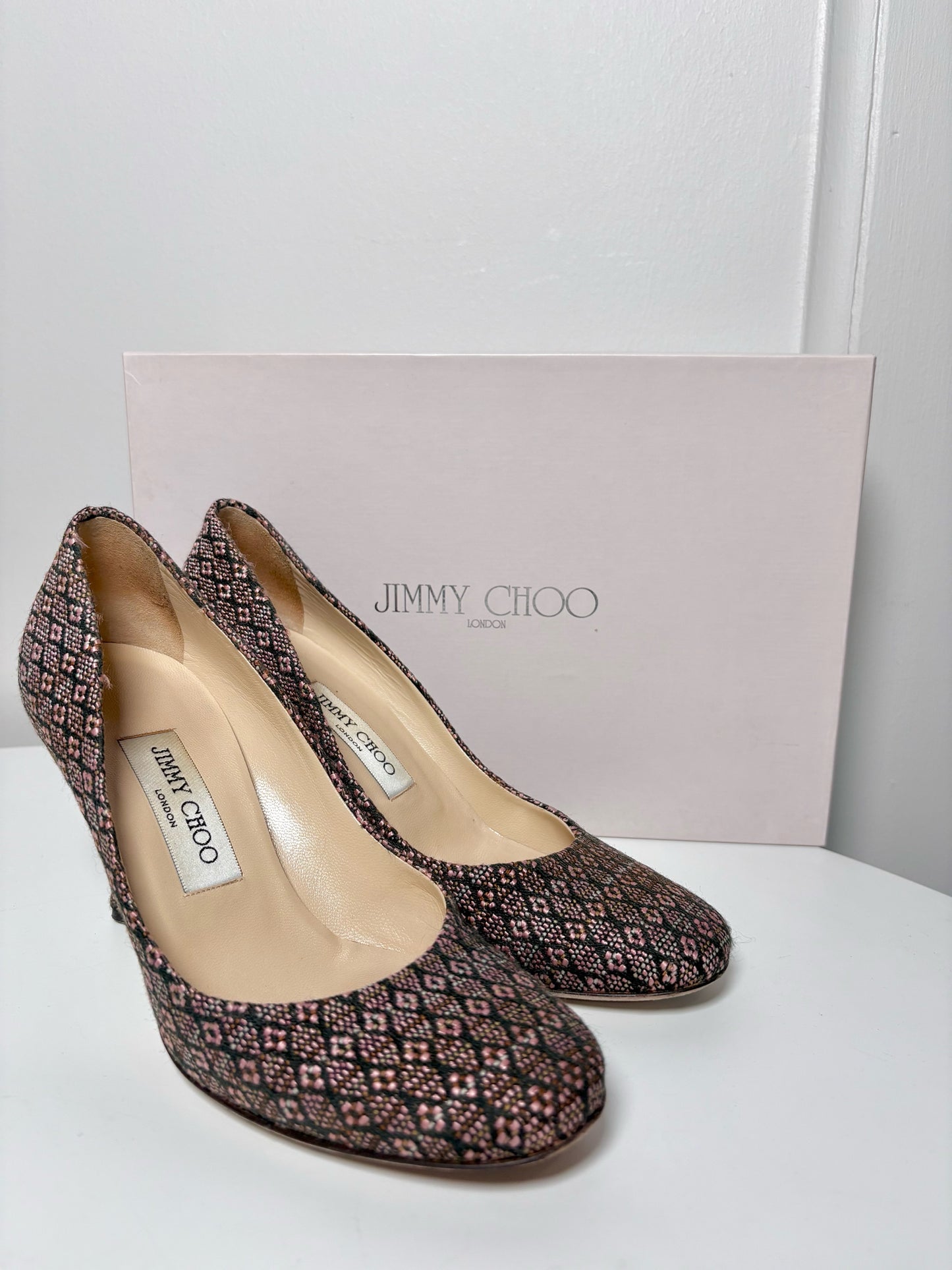W Shoe Size 36.5 (6.5 US) Jimmy Choo Pink Canvas/Tapestry Pump