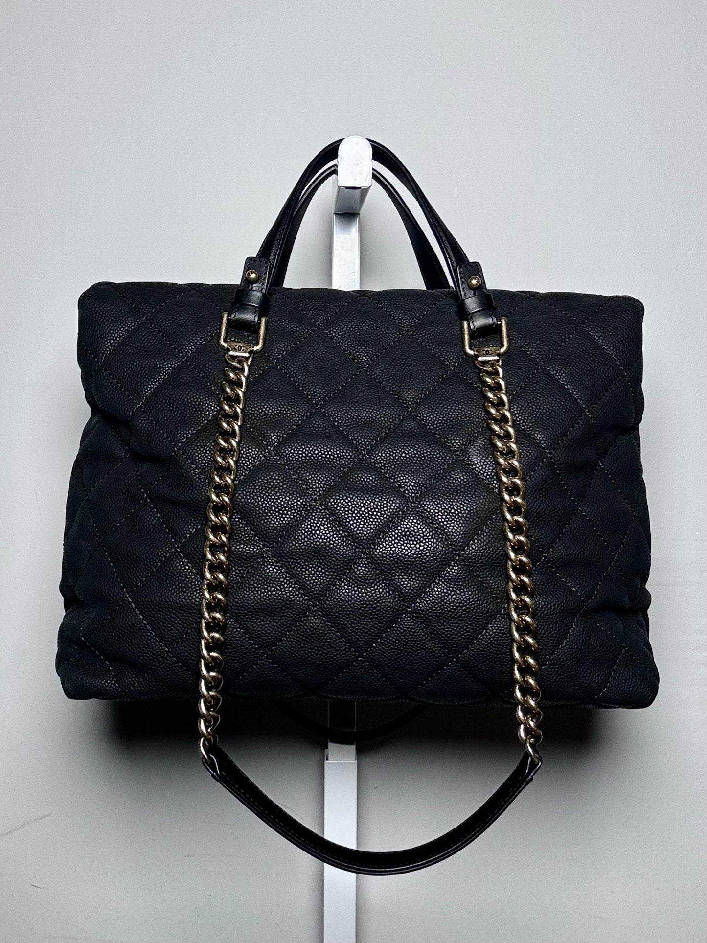Leather Chanel Quilted Vintage Pre-owned Black Large Purse