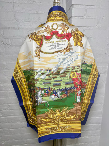 Pierre Cardin Richard Hennessy Silk Silk Vintage Pre-owned 30 x 30 Scarf