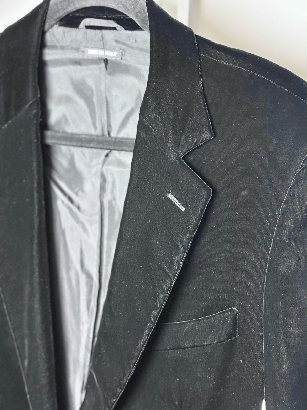 Black Giorgio Armani Black Men's Velveteen Special Occasion Blazer