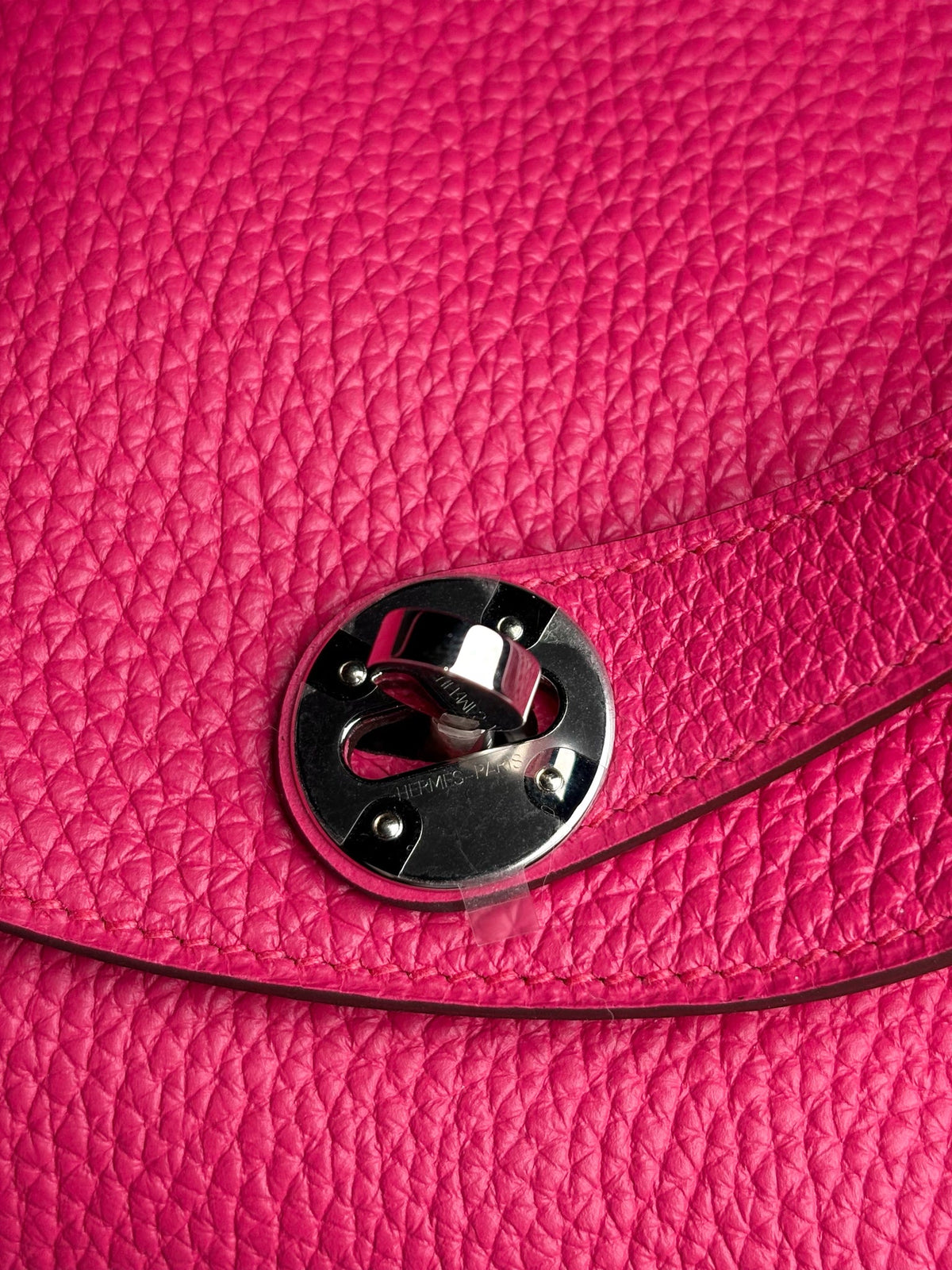 Hermes Taurillon Clemence Lindy 26 Pink Pre-owned Extreme Rose Bag