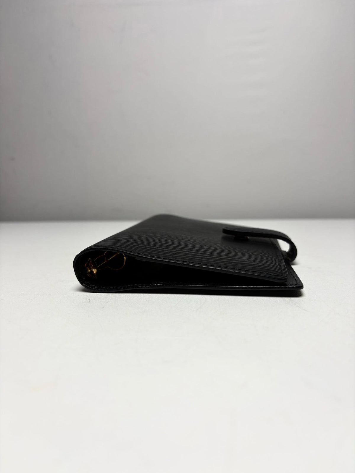 Louis Vuitton Black Epi Leather Small Pre-Owned 6-Ring Agenda Planner Wallet
