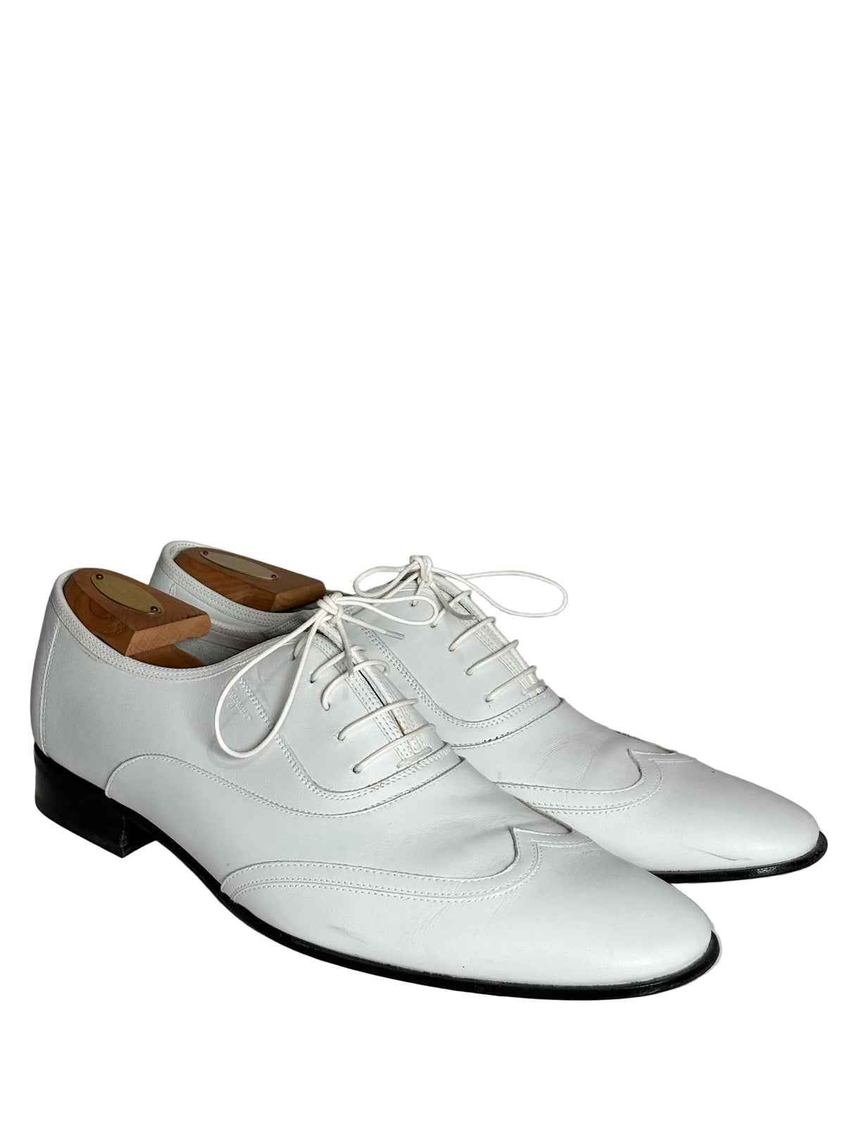 White Men's Salvatore Ferragamo White Wingtip Leather Pre-owned Vintage Dress Shoes Sz 12