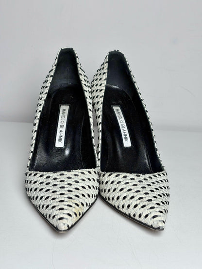 Off-white, Black W Shoe Size 38 Manolo Blahnik Off-white, Black Dots Embroidery Pre-owned Heels