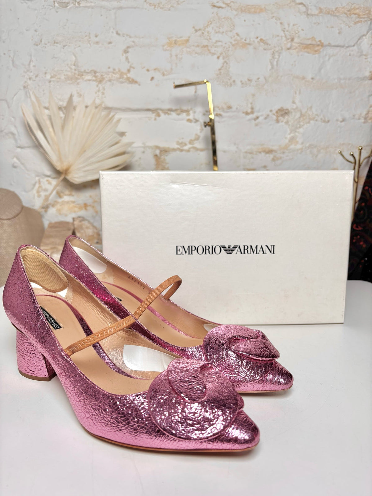 Pink W Shoe Size 39 (8.5 US) Emporio Armani Pink Leather Metallic Cowhide Pump
