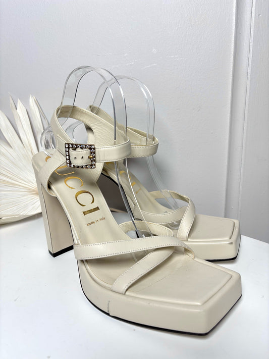 Cream W Shoe Size 40 (10, US) Gucci Cream Leather Costanze Ankle NWT, Pre-owned Heels