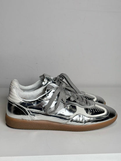 Metallic Silver W Shoe Size 7/7.5 Alohas Metallic Silver Sustainable Leather Women's Sneakers