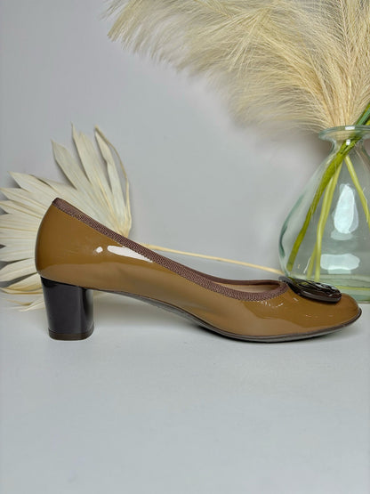 Brown W Shoe Size 8 Salvatore Ferragamo Brown Leather Patent Women's Heels