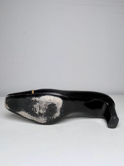 Black W Shoe Size 8.5 St. John Black Leather Heels