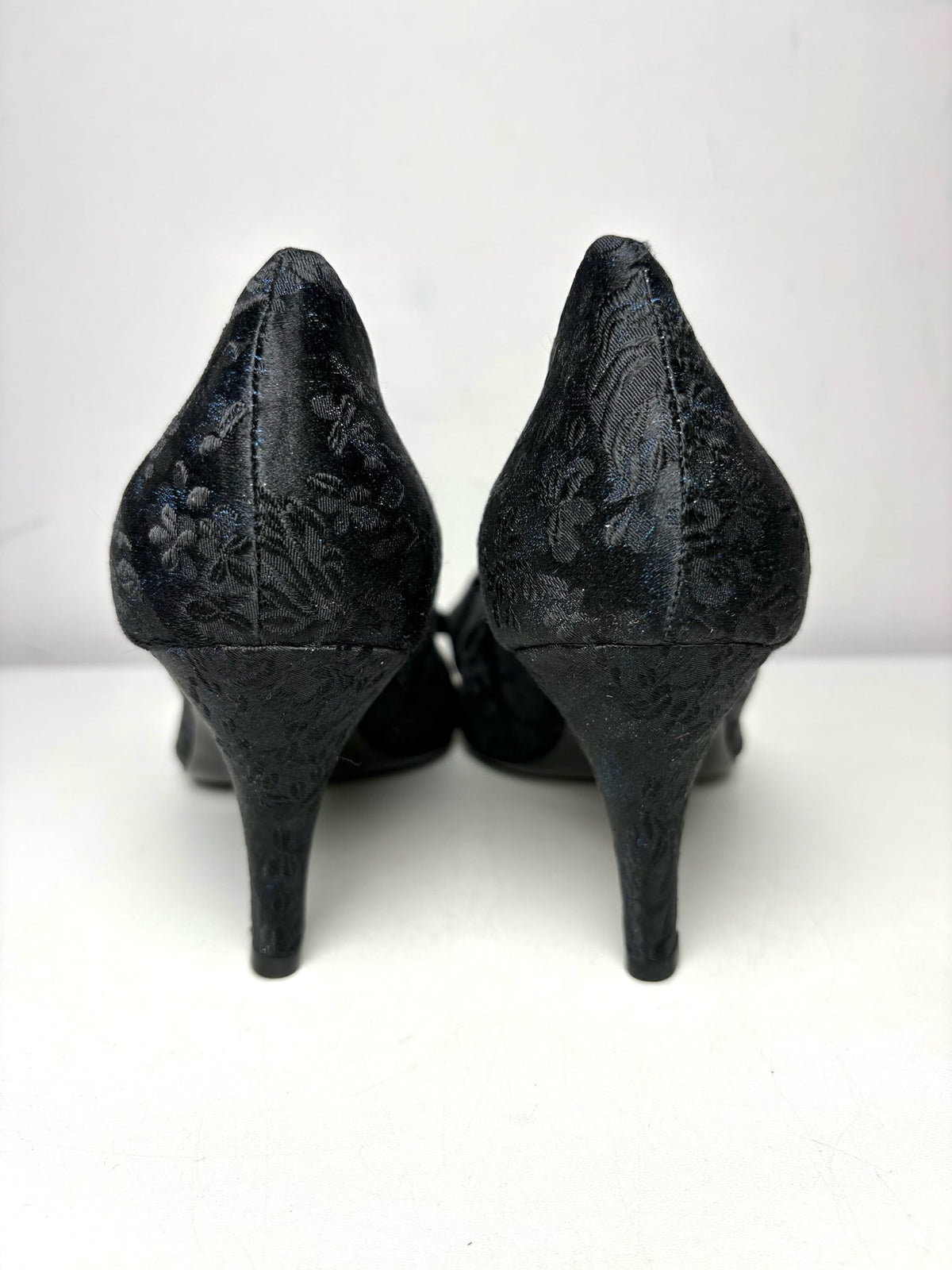 Black W Shoe Size 9 Jill Stuart Black Satin Women's NWT Heels