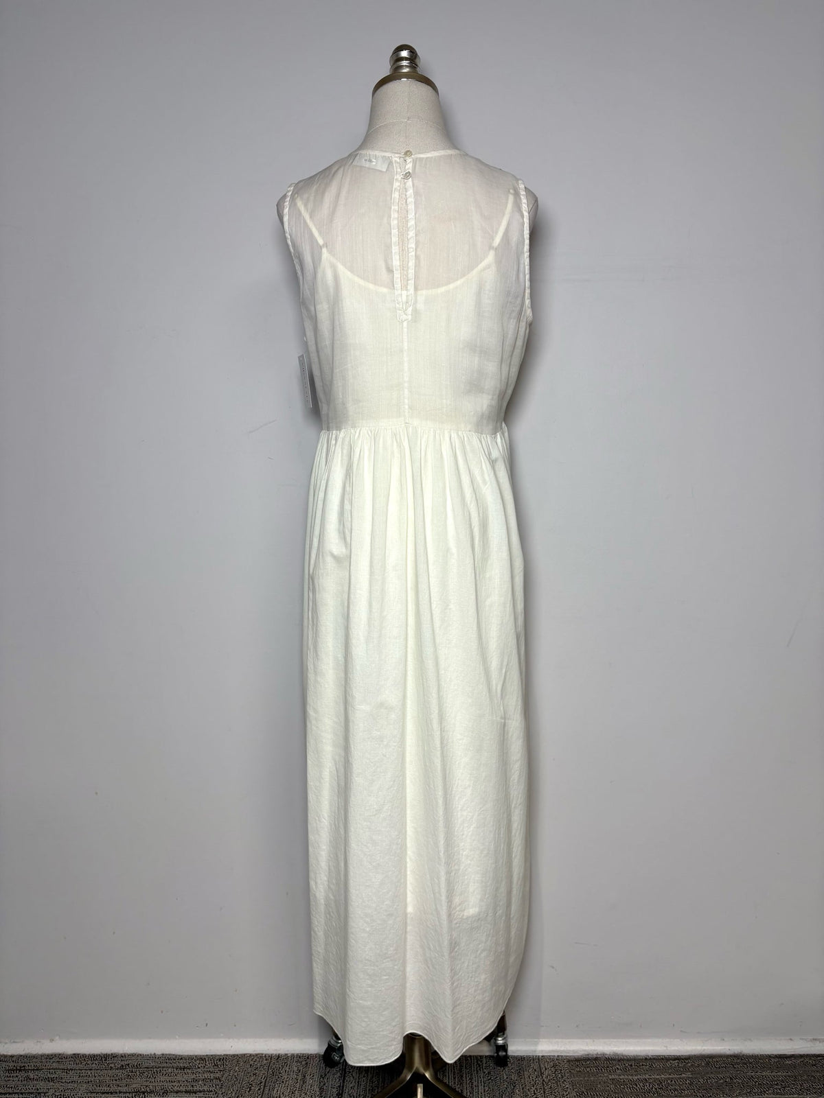 1 (2 - 4 US) Women Size 1 (2 - 4 US) Megan Park Cream Scalloped Pure Cotton Pre-owned Dress