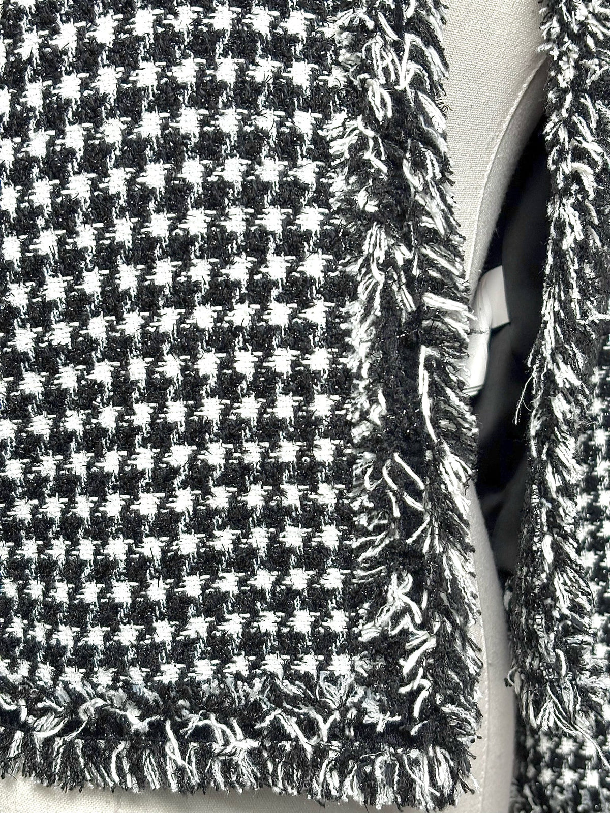 2 Women Size 2 Kate Spade New York Black & White Tweed Pre-owned Blazer