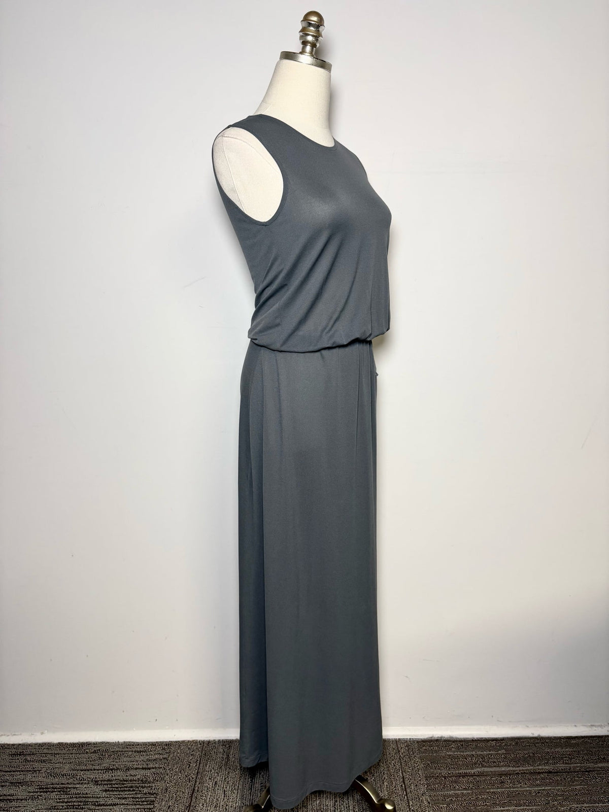 3 Women Size 3 Y's Yohji Yamamoto Charcoal/Gray Sleeveless Pre-owned Midi Dress