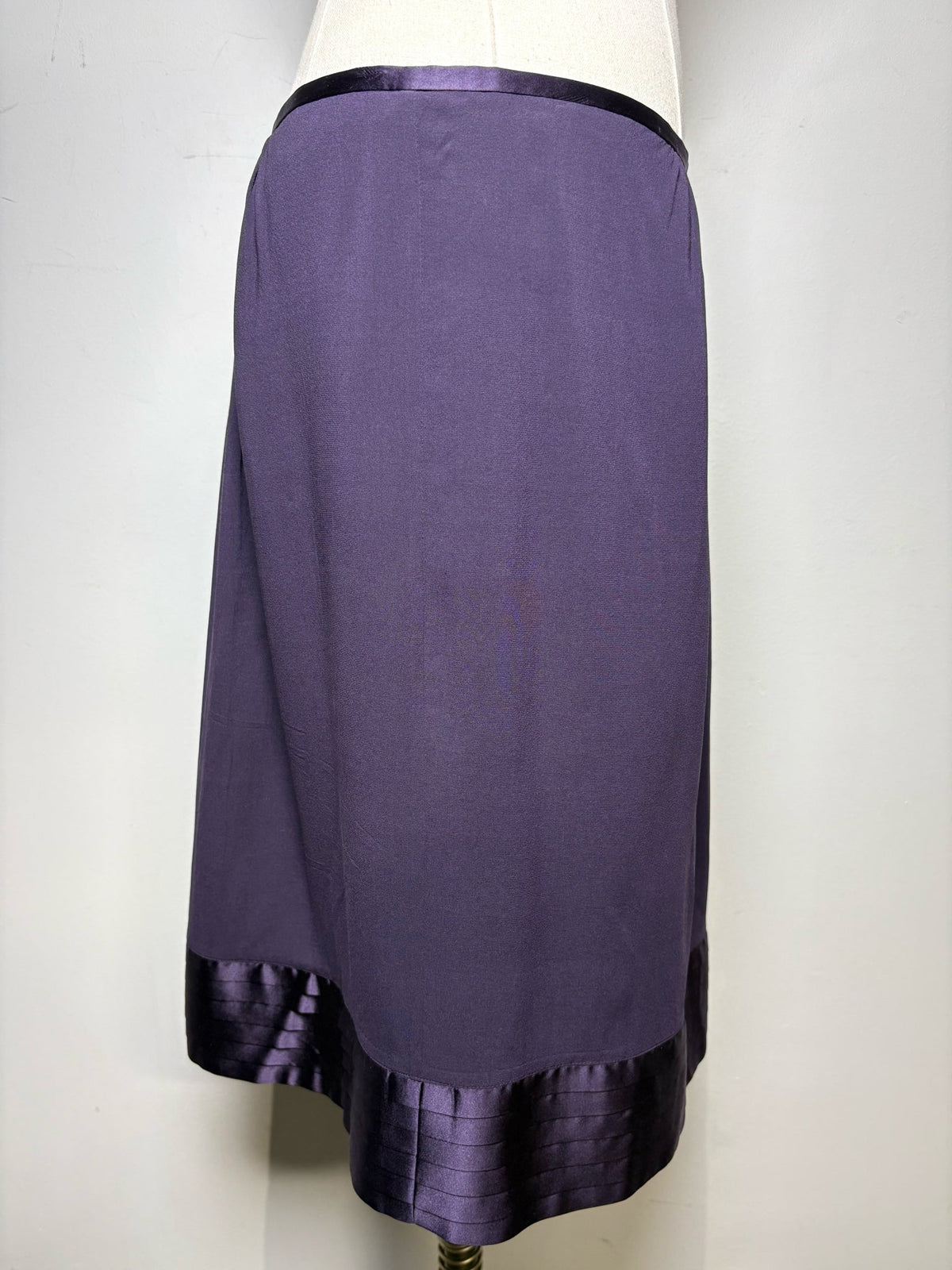 6 Women Size 6 Burberry Purple Silk Blend Pre-Owned Tiered Skirt