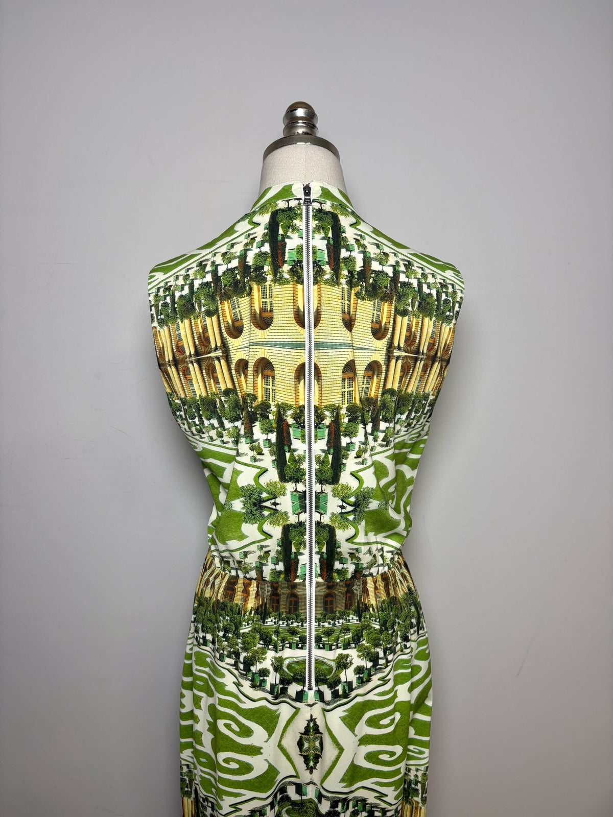 8 Women Size 8 Alice + Olivia Mirrored Gardens Versailles Pre-owned Dress