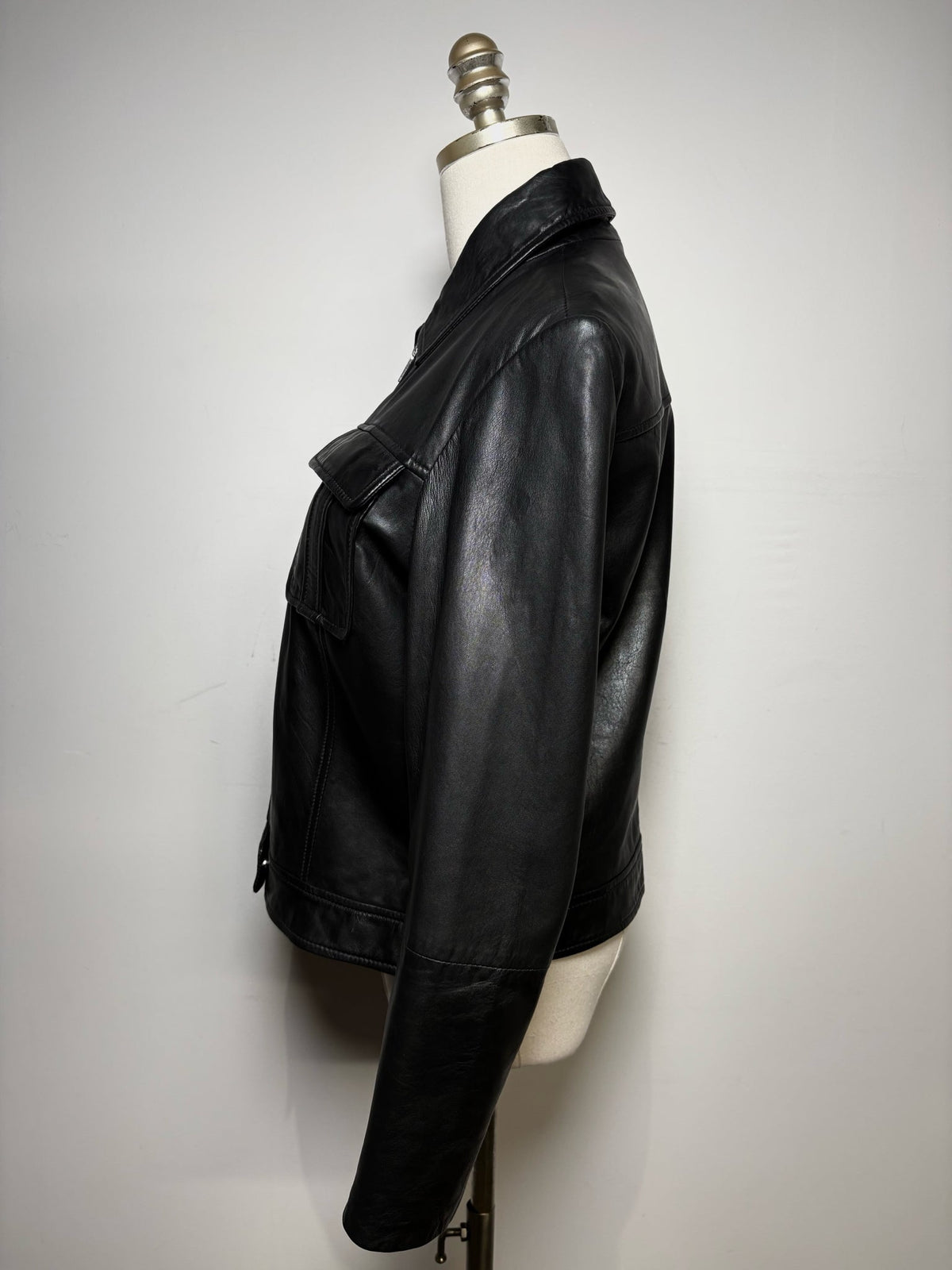 L Women Size L Bod & Christensen Black Pure Leather Pre-Owned Jacket