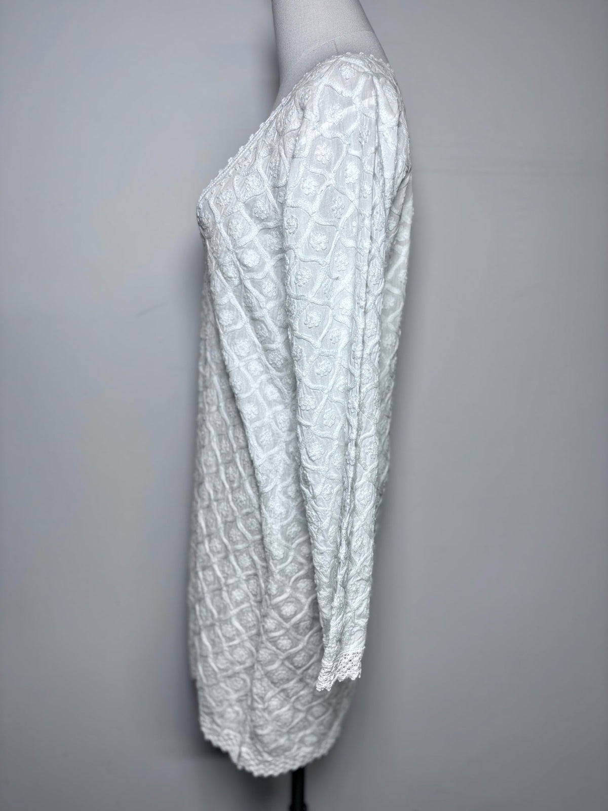M Women Size M Melissa Odabash Off White 3D Flowers 100% Cotton Cover Up