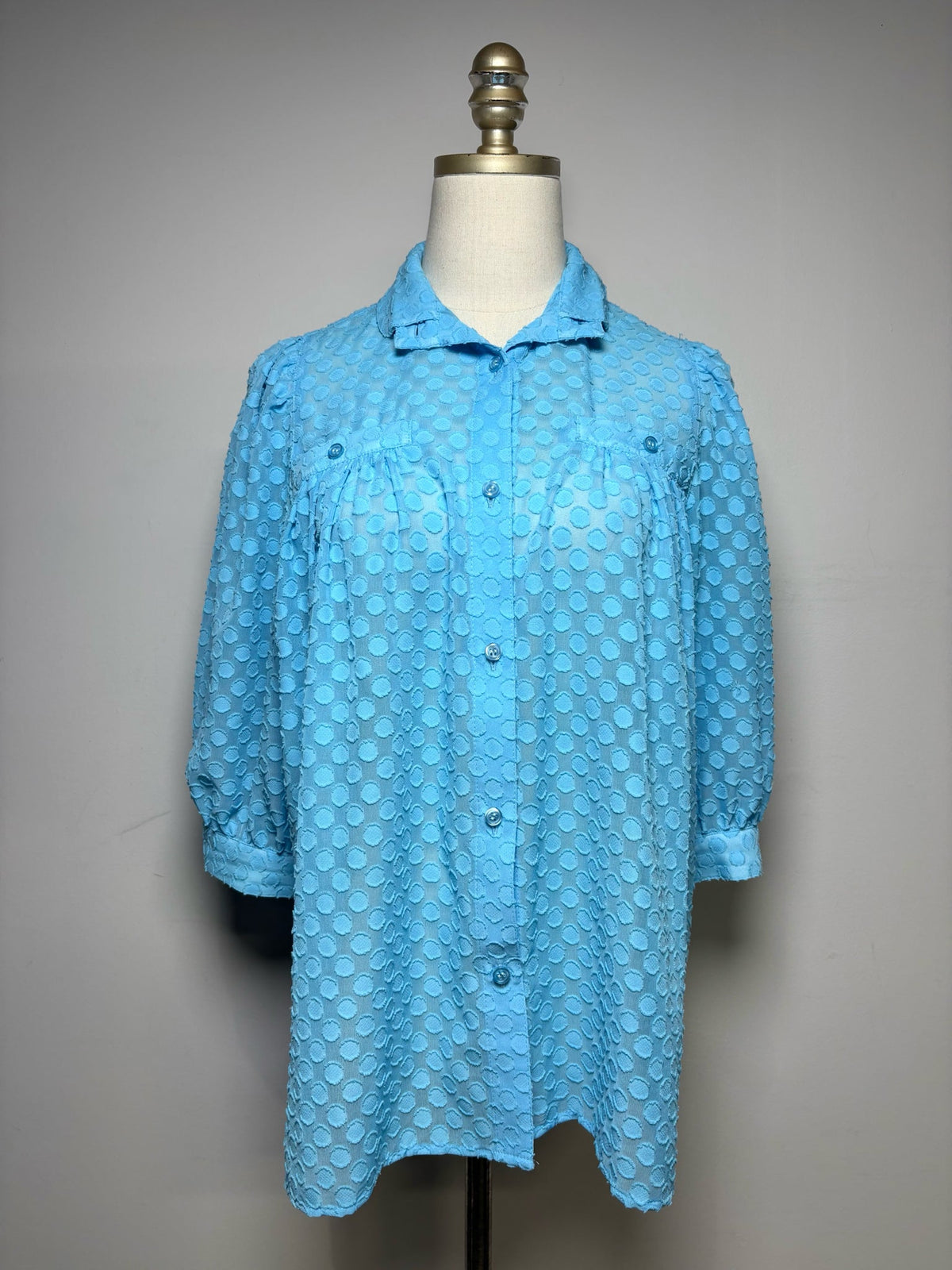 XS Women Size XS Smythe Blue Embroidered Dot Pre-Owned Button-Down Blouse