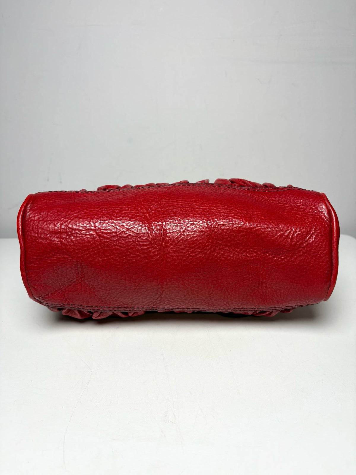 Women's Fossil Fifty-Four Anniversary Red Goat Leather Pre-Owned Medium Satchel Purse
