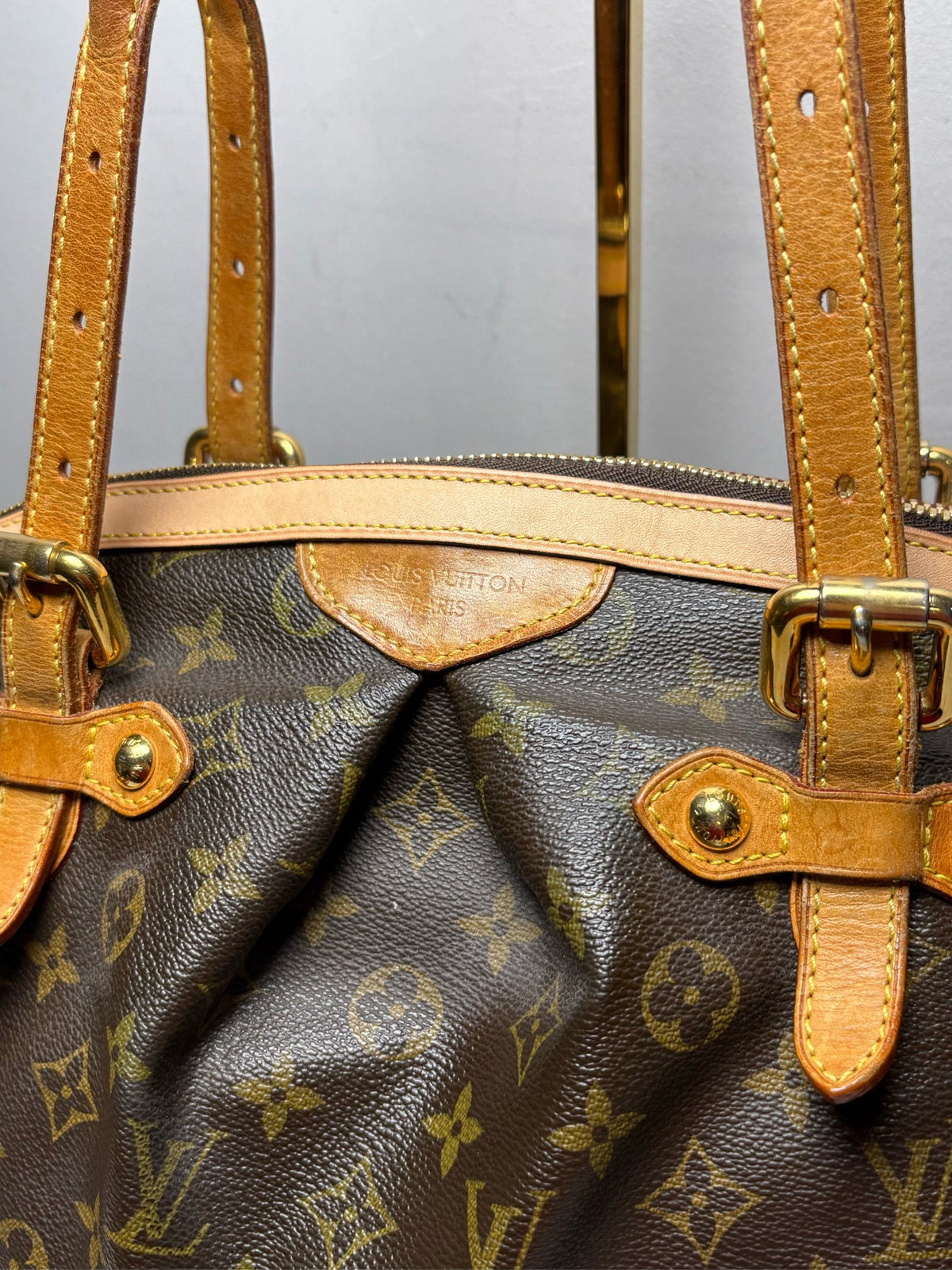 Women's Louis Vuitton Tivoli GM 2007 Monogram Coated Canvas Vachetta Leather Pre-Owned Tote Purse - VIDA STYLE SHOP