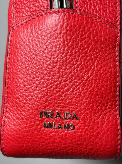 Women's Prada Vitello Daina Silver Grommets Leather Pre-owned Red Bag