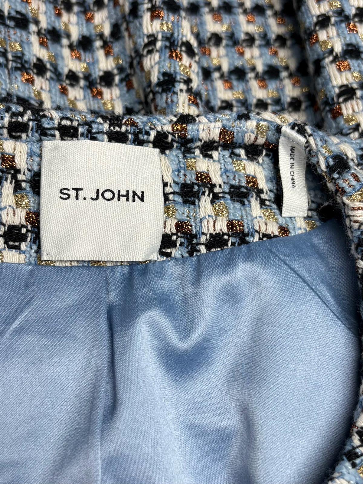 Women's Size 8 St. John Blue Metallic Italian Textured Tweed Pre-Owned Long Jacket - VIDA STYLE SHOP