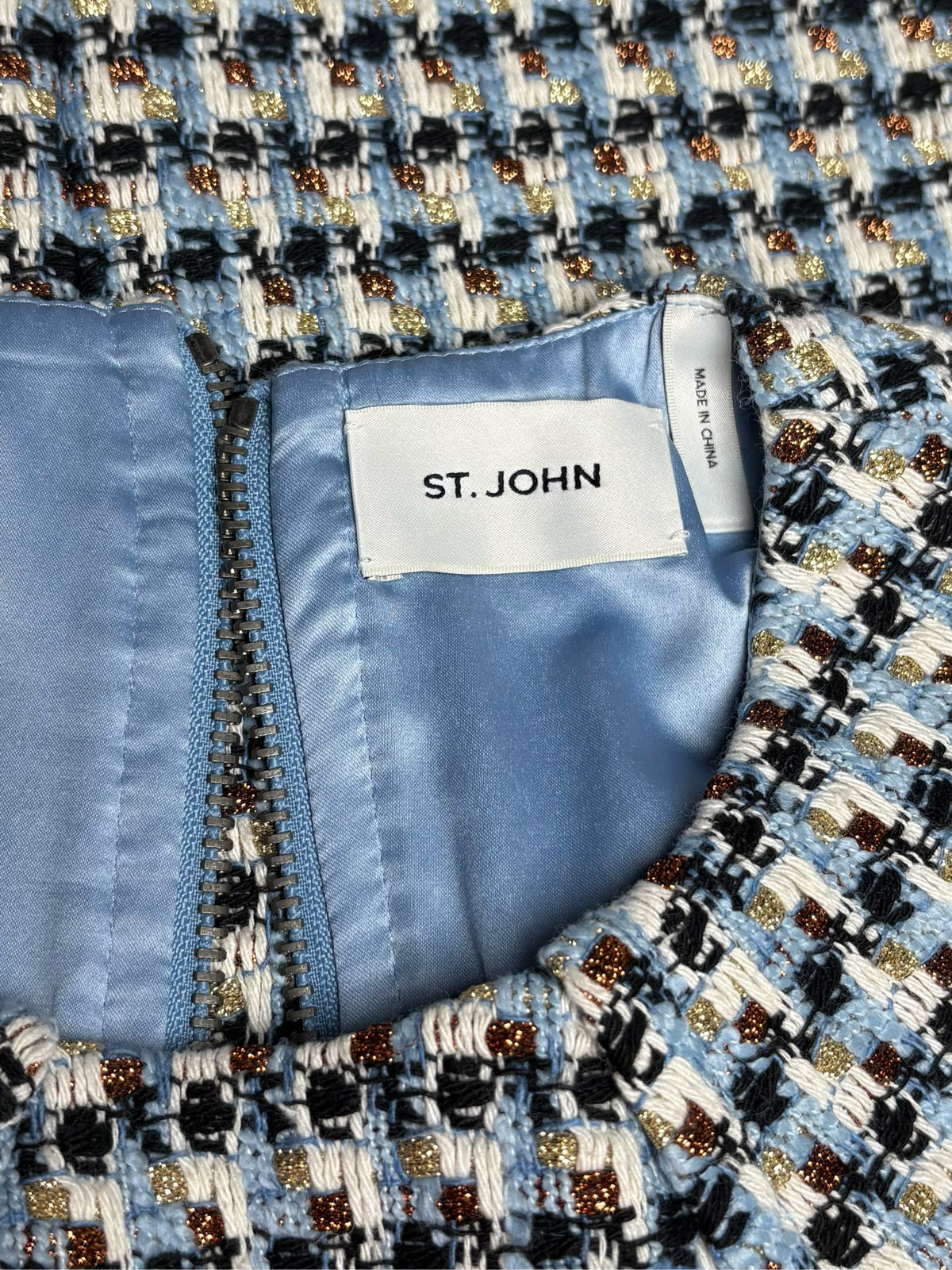 Women's Size 8 St. John Blue Metallic Textured Tweed Pre-Owned Sheath Dress - VIDA STYLE SHOP